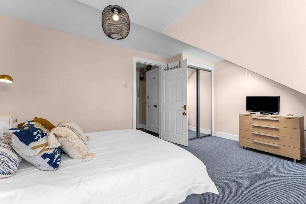 Stylish 1 Bedroom Apartment Edinburgh Ngoại thất bức ảnh