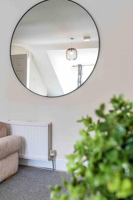 Stylish 1 Bedroom Apartment Edinburgh Ngoại thất bức ảnh